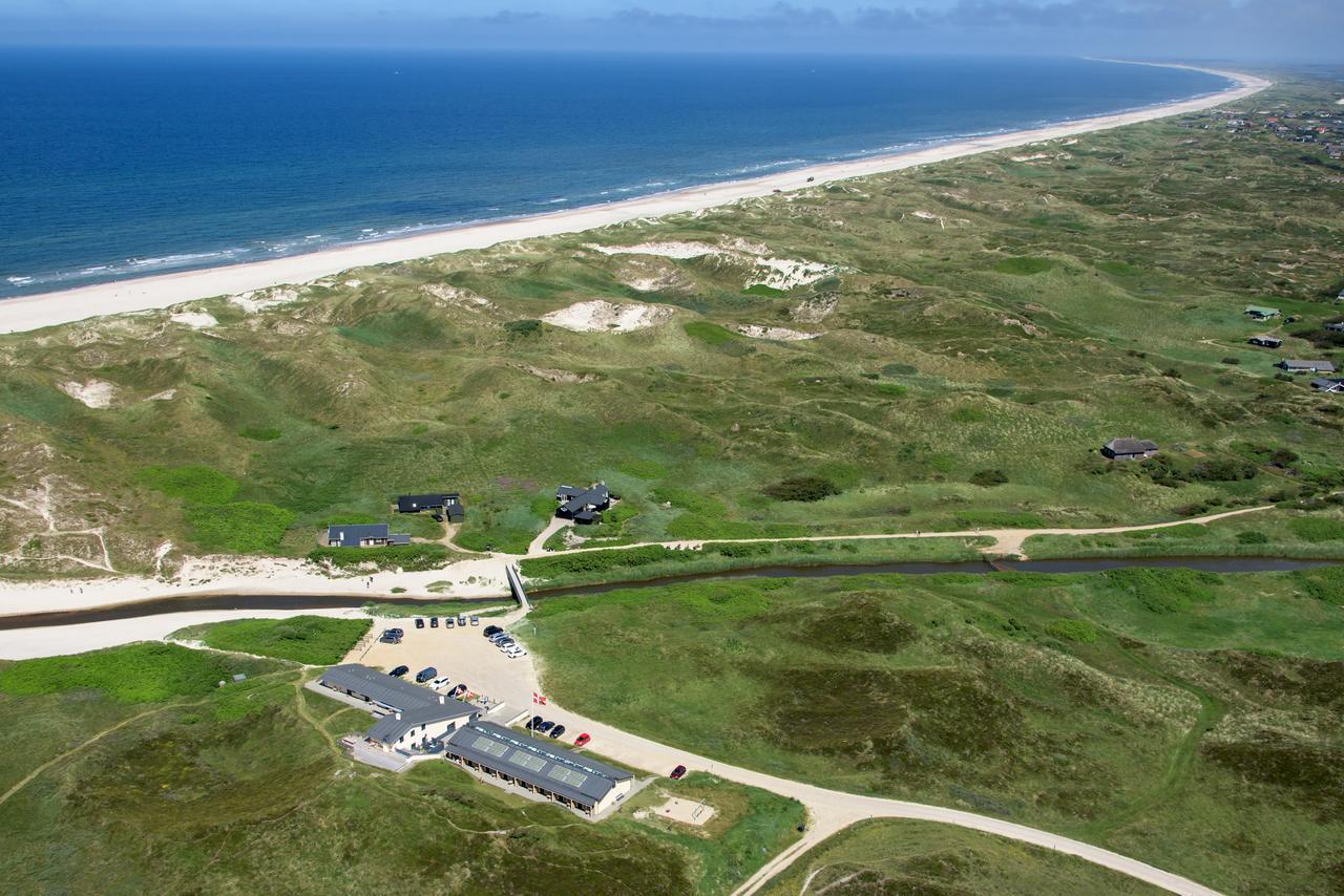 Henne Molle A Badehotel Henne Strand Bagian luar foto