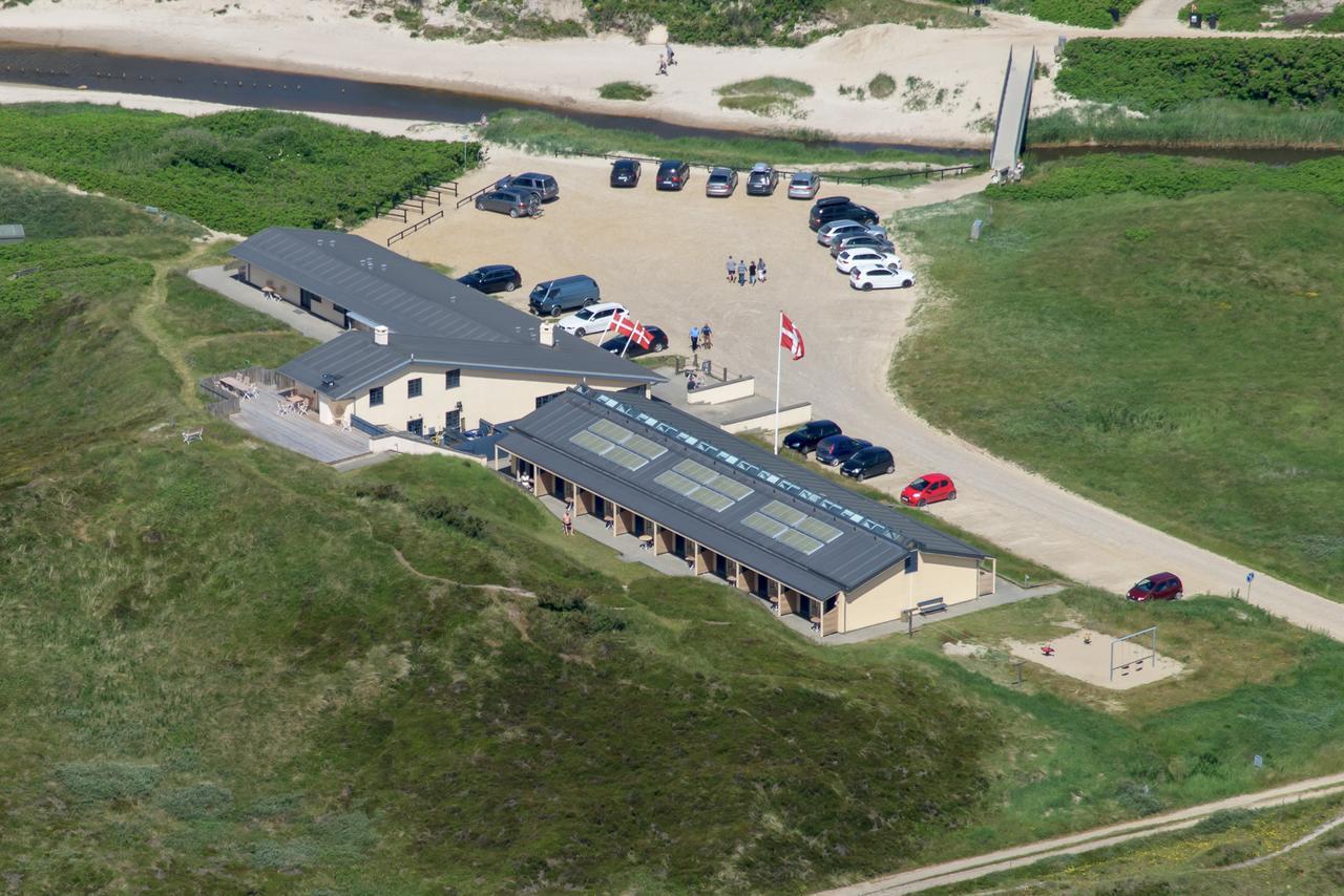 Henne Molle A Badehotel Henne Strand Bagian luar foto